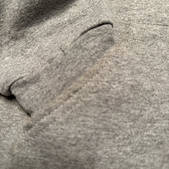 Gray University of Mary Washington hoodie. Size L - Picture 6 of 7